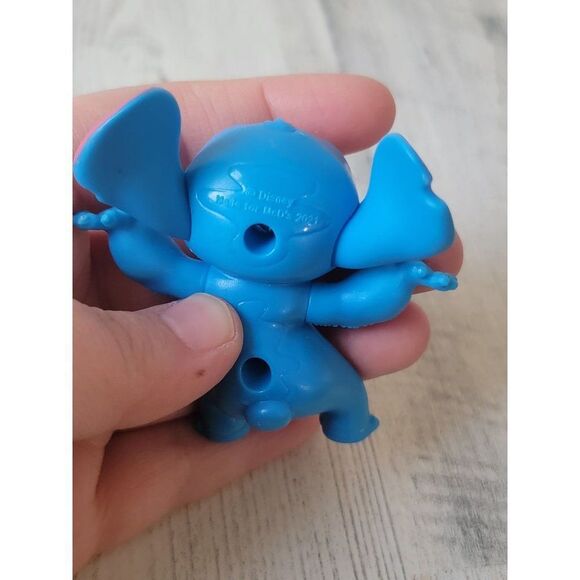 McDonald's 2021 Lilo Stitch Pixar Disney toy figure - Picture 4 of 4